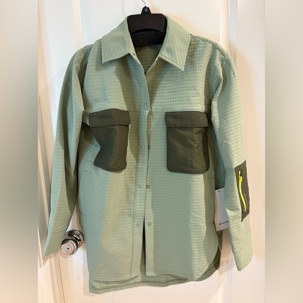NWT lululemon hiking overshirt